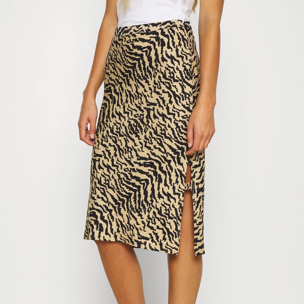 Good American Zebra Bias midi flowy skirt